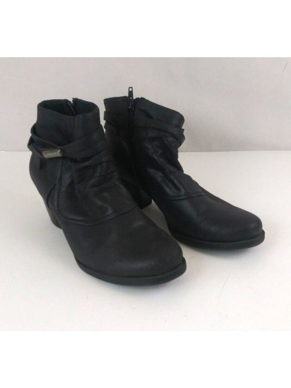 Baretraps Rhapsody Women's Faux Leather Black Ankle Boots Size 6.5M